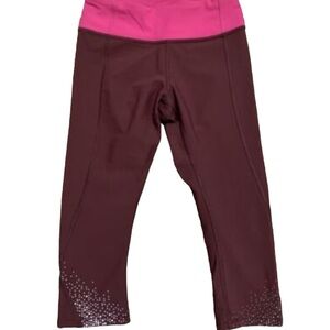 LULULEMON Tight Stuff Crop 4 Bordeaux Drama Raspberry Run